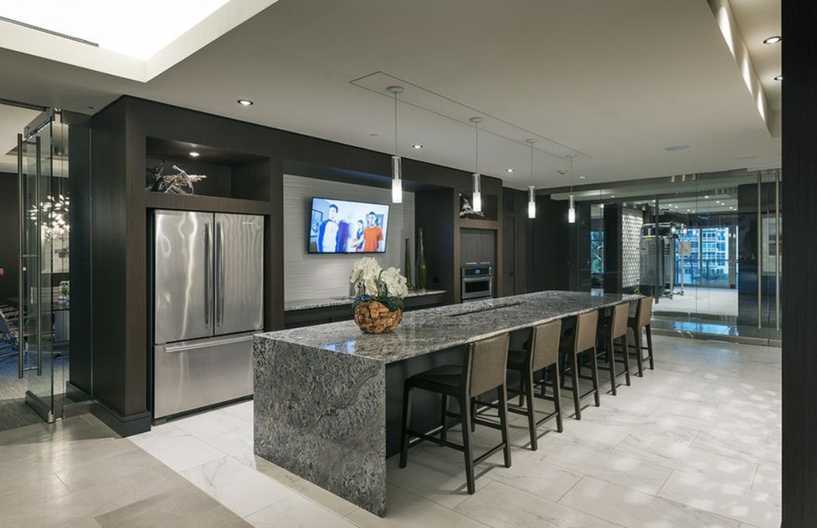 Hanover West Peachtree Apartments in Atlanta Interim Homes