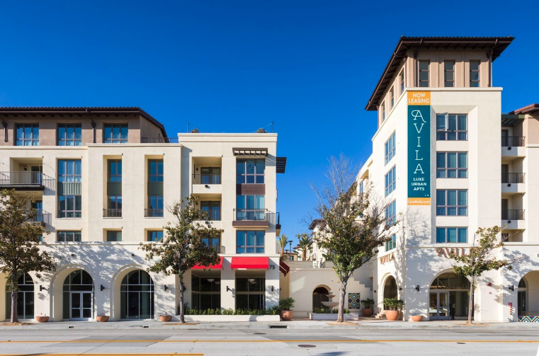 Furnished housing at Avila, Los Angeles, California Interim Homes