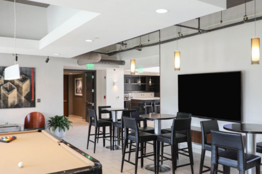 Metro Crossing Apartments