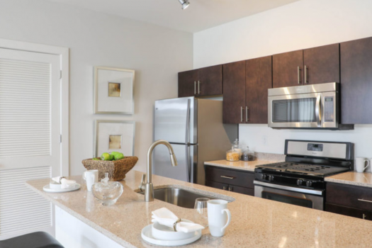 Metro Crossing Apartments