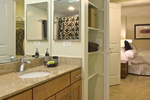 Thomas Place Apartments